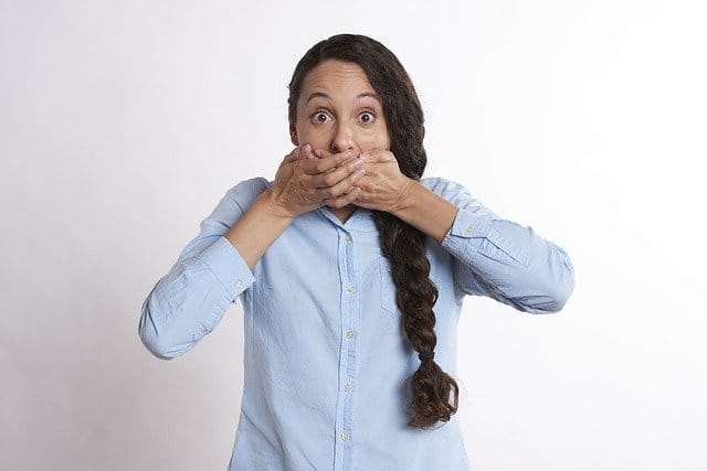 What causes bad breath halitosis?